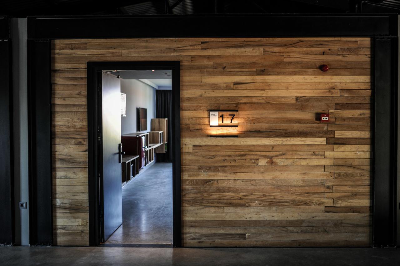 Warehouse By The Stay (Adults Only) Alacatı Bagian luar foto