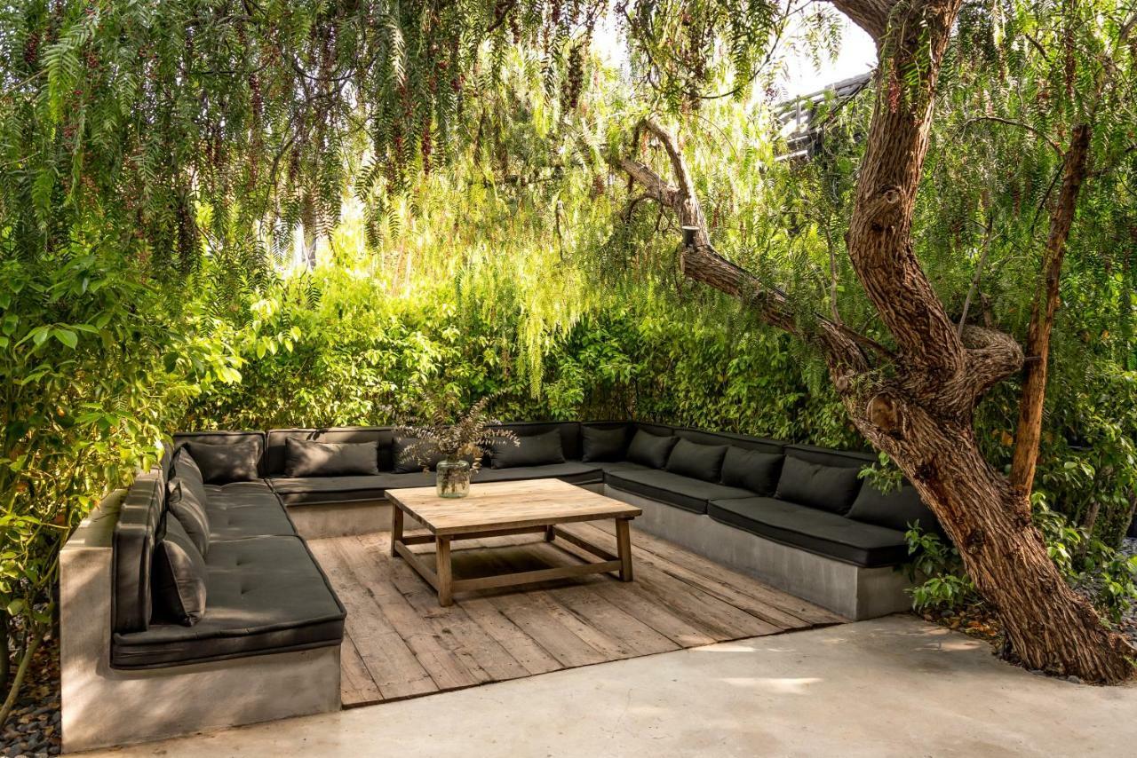 Warehouse By The Stay (Adults Only) Alacatı Bagian luar foto