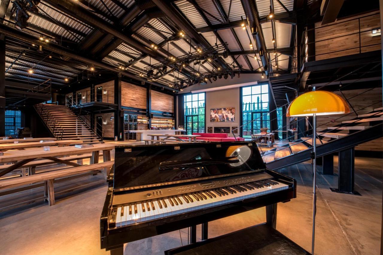 Warehouse By The Stay (Adults Only) Alacatı Bagian luar foto