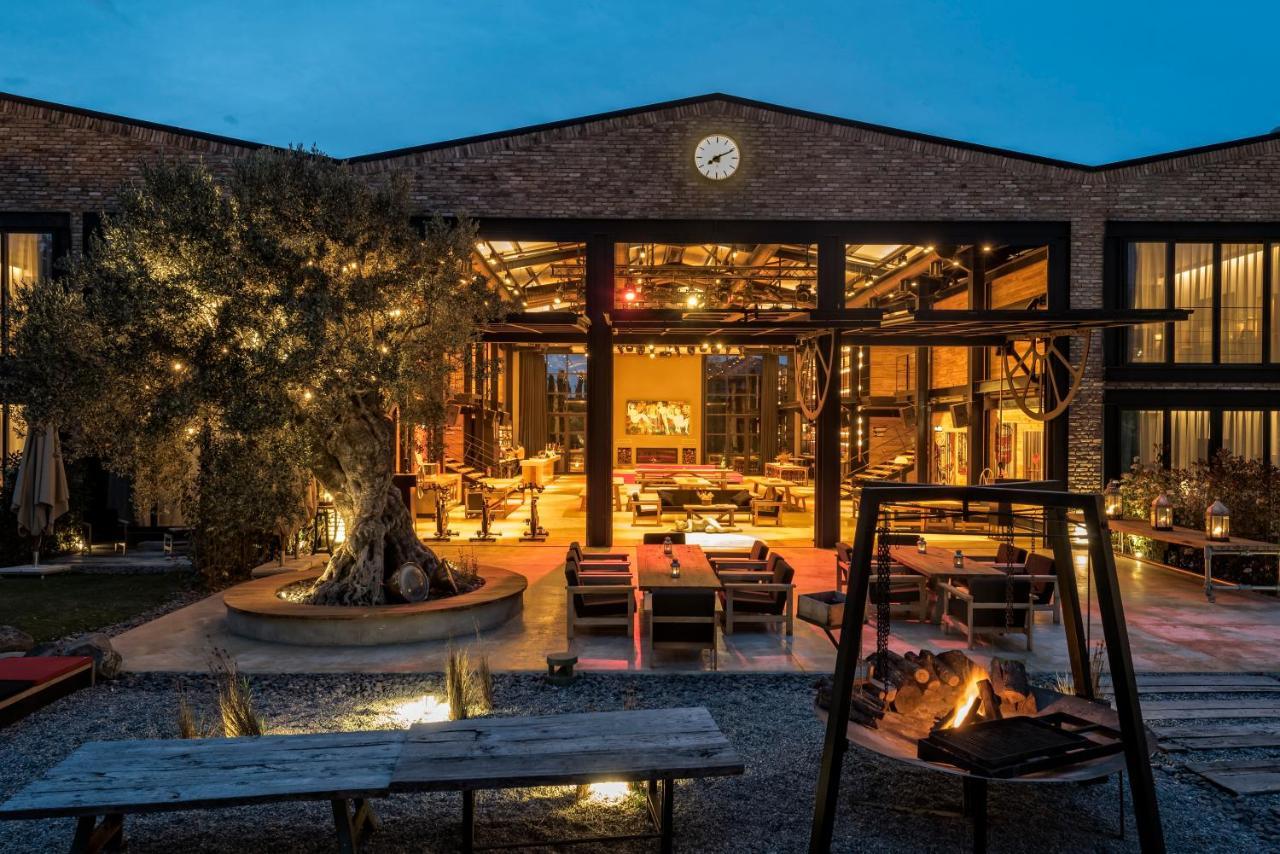 Warehouse By The Stay (Adults Only) Alacatı Bagian luar foto